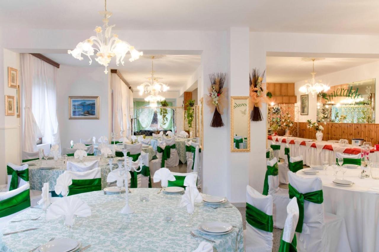 Hotel Smeraldo Canneddi Zewnętrze zdjęcie