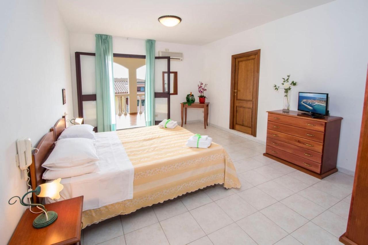 Hotel Smeraldo Canneddi Zewnętrze zdjęcie